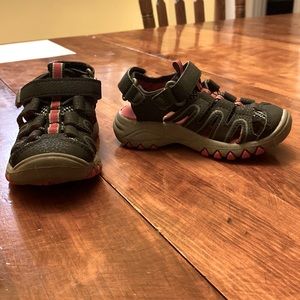 Boys Cat & Jack Sandals size 7